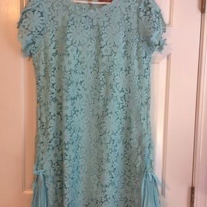 Lace dress, perfect for summer wedding